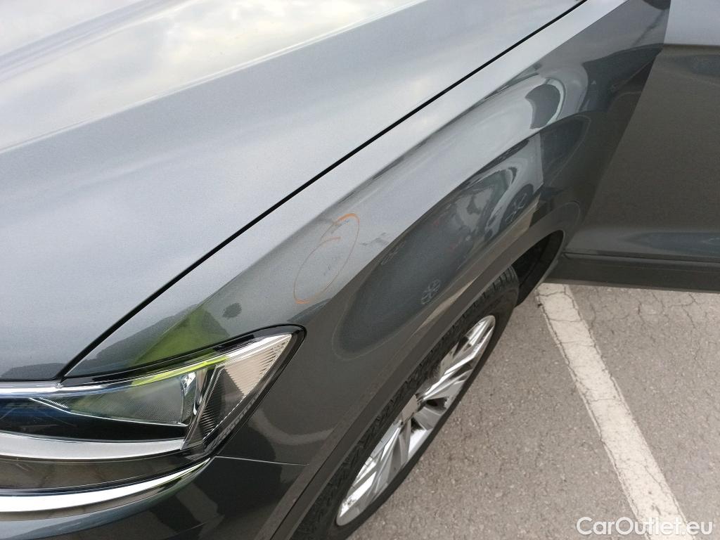  Volkswagen  T-ROC VOLKSWAGEN  / 2017 / 5P / todoterreno Advance 2.0 TDI 110kW (150CV) DSG (AC2) #3