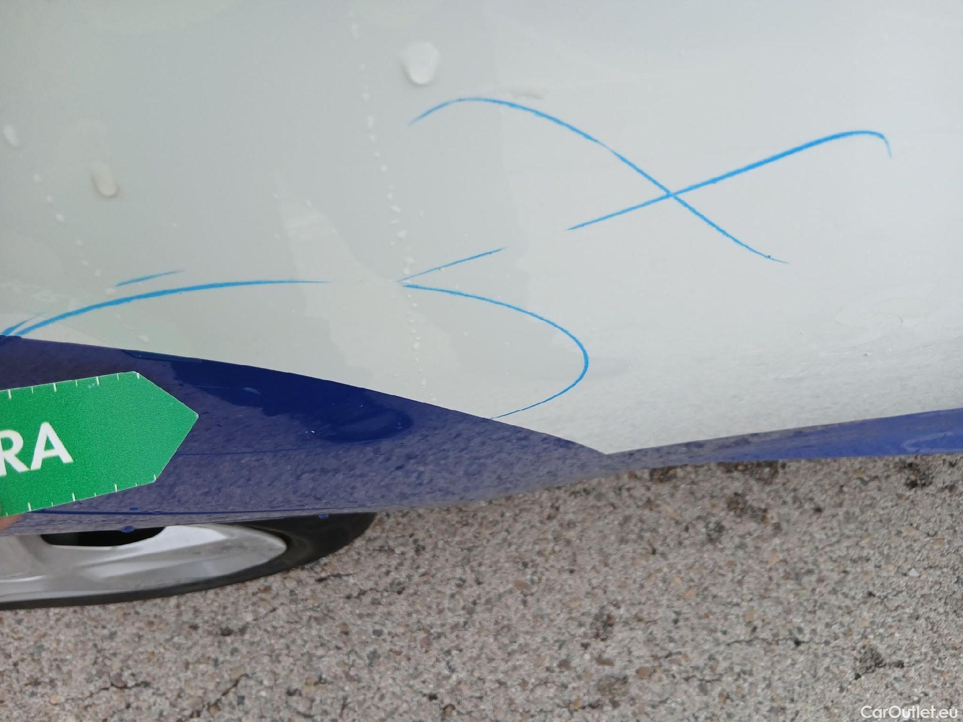  Ford  Fiesta FORD  / 2017 / 5P / berlina con portón 1.1 Ti-VCT 63kW Trend+ 5p #25