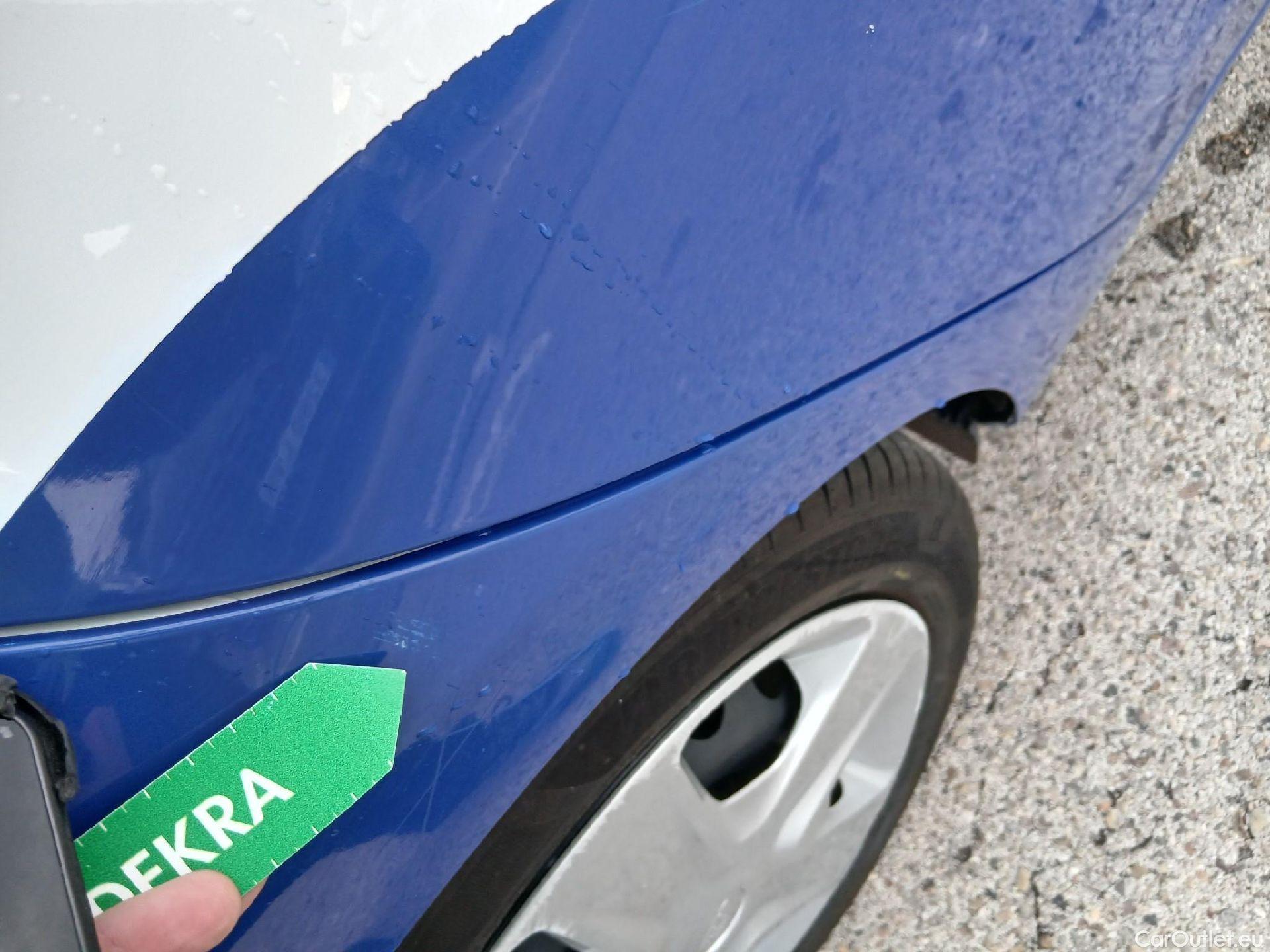  Ford  Fiesta FORD  / 2017 / 5P / berlina con portón 1.1 Ti-VCT 63kW Trend+ 5p #23