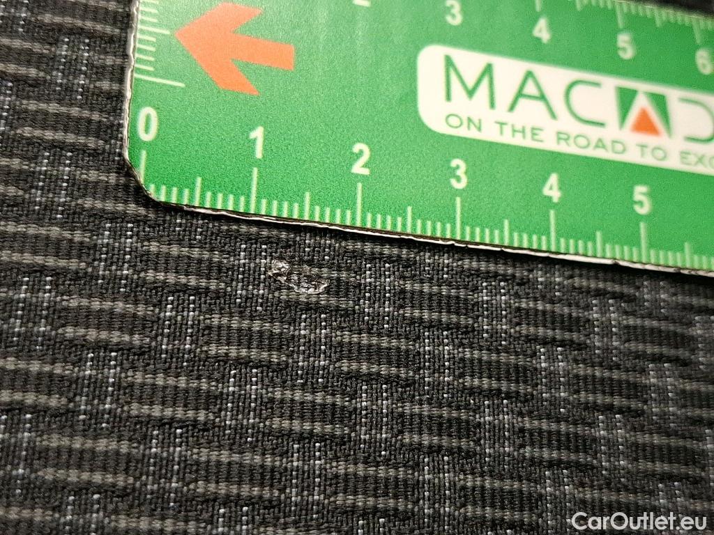  Bmw  Serie 1 BMW Série 1 / 2019 / 5P / Berline 116i Business Design #17