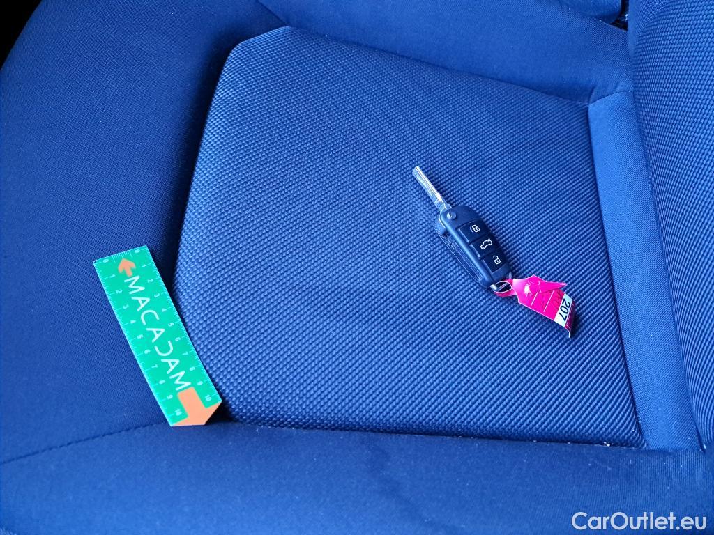  Audi  A3 AUDI  Sportback 5p Berline 30 TFSI BUSINESS LINE #7