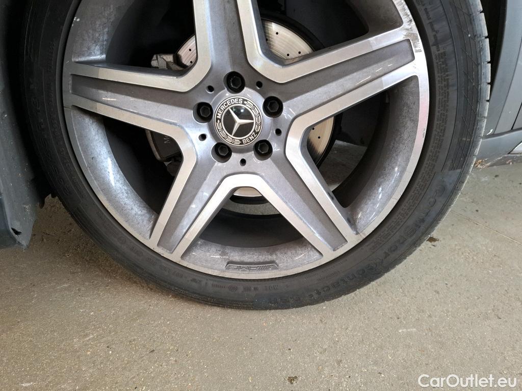  Mercedes  GLA MERCEDES-BENZ Classe  / 2017 / 5P / SUV  180 Fascination BVA7 #39