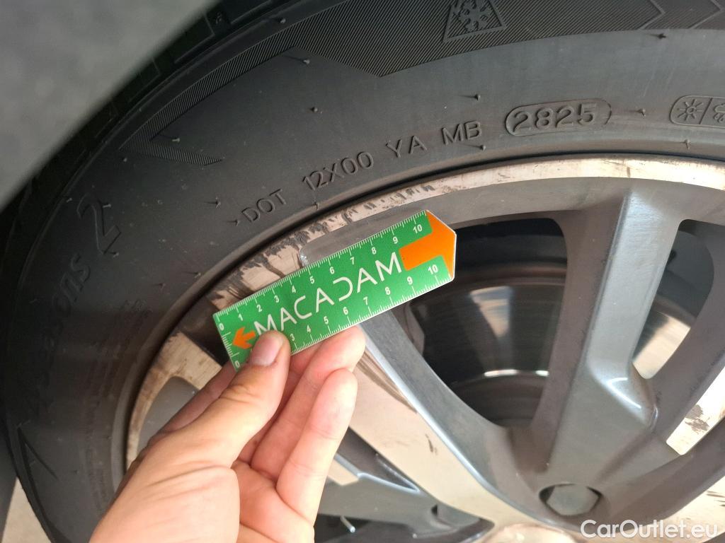  Peugeot  3008  GT Line 1.6 HDi 120CV BVA6 E6 #31