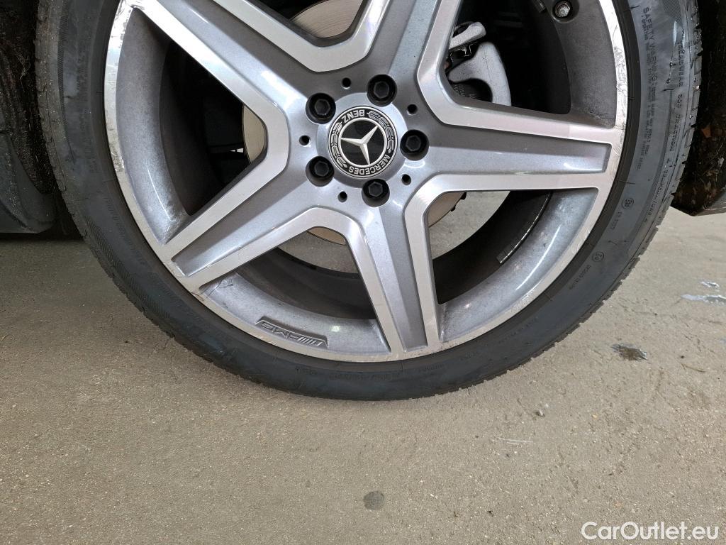  Mercedes  GLA MERCEDES-BENZ Classe  / 2017 / 5P / SUV  180 Fascination BVA7 #37