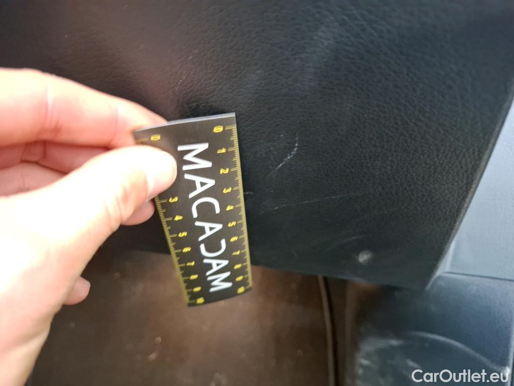  Mercedes  A-Klasse MERCEDES-BENZ Classe A Berline 4p Berline A 200 Business Line 7G-DCT #47