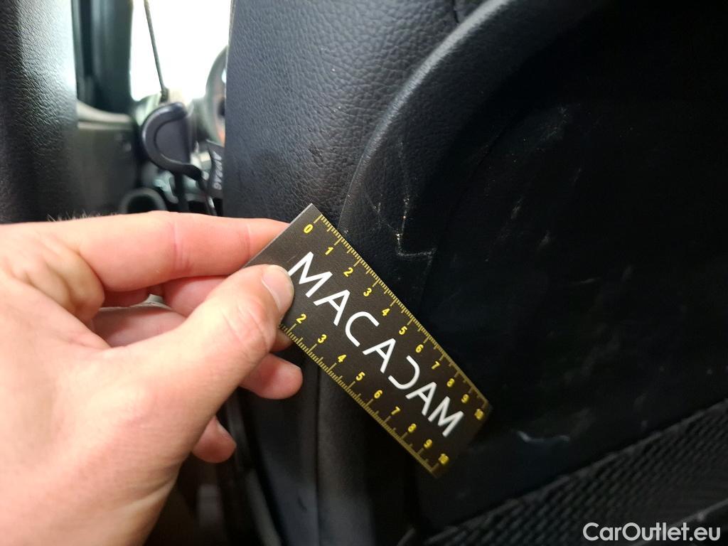  Mercedes  A-Klasse MERCEDES-BENZ Classe A Berline 4p Berline A 200 Business Line 7G-DCT #57