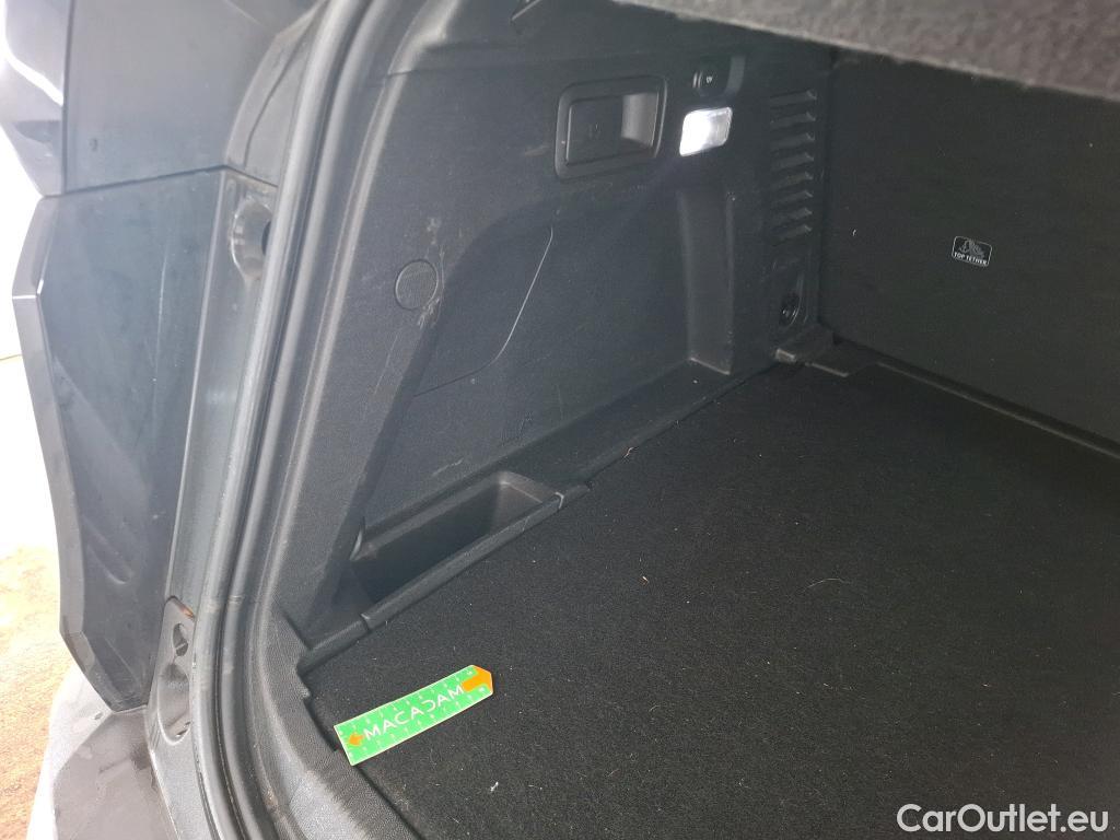  Peugeot  3008  GT Line 1.6 HDi 120CV BVA6 E6 #40