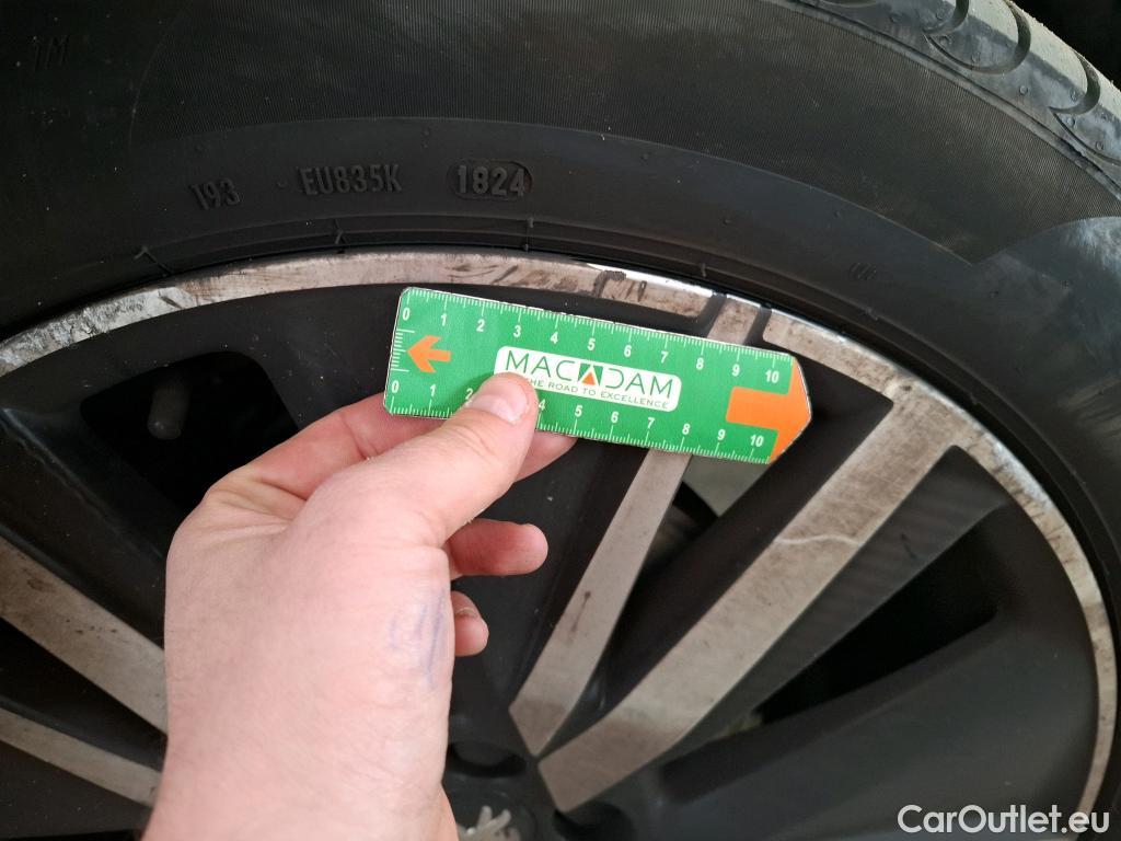  Peugeot  3008 PEUGEOT  / 2020 / 5P / SUV BlueHDi 130 S&S EAT8 GT Pack #10