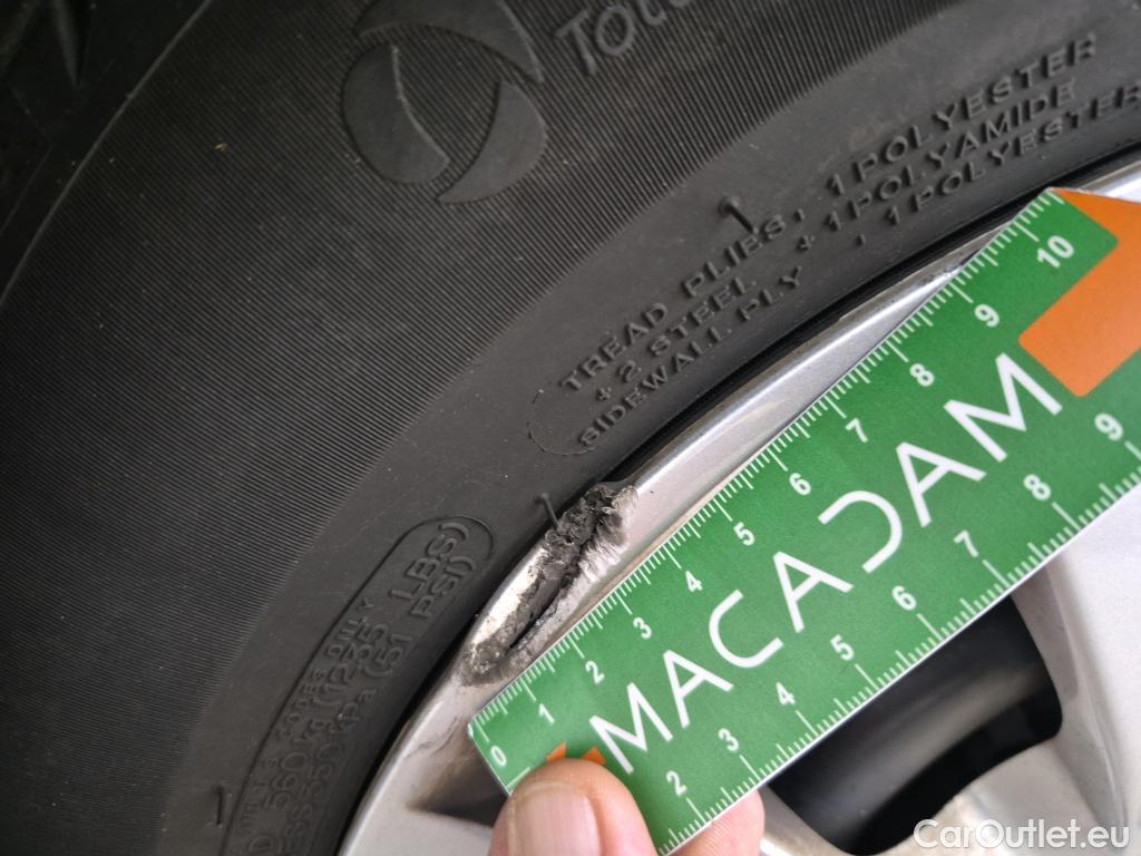  Peugeot  208  Affaire Premium Pack 1.5 HDi 100CV BVM5 E6dT #8