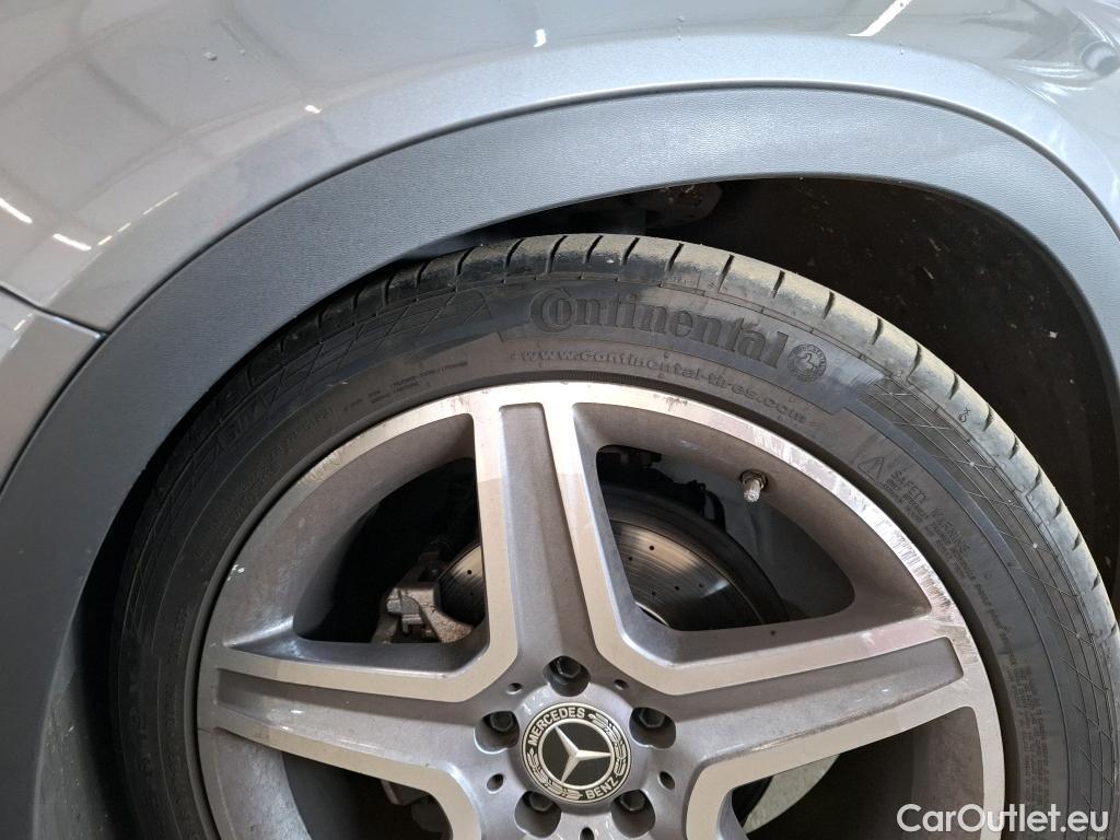  Mercedes  GLA MERCEDES-BENZ Classe  / 2017 / 5P / SUV  180 Fascination BVA7 #38