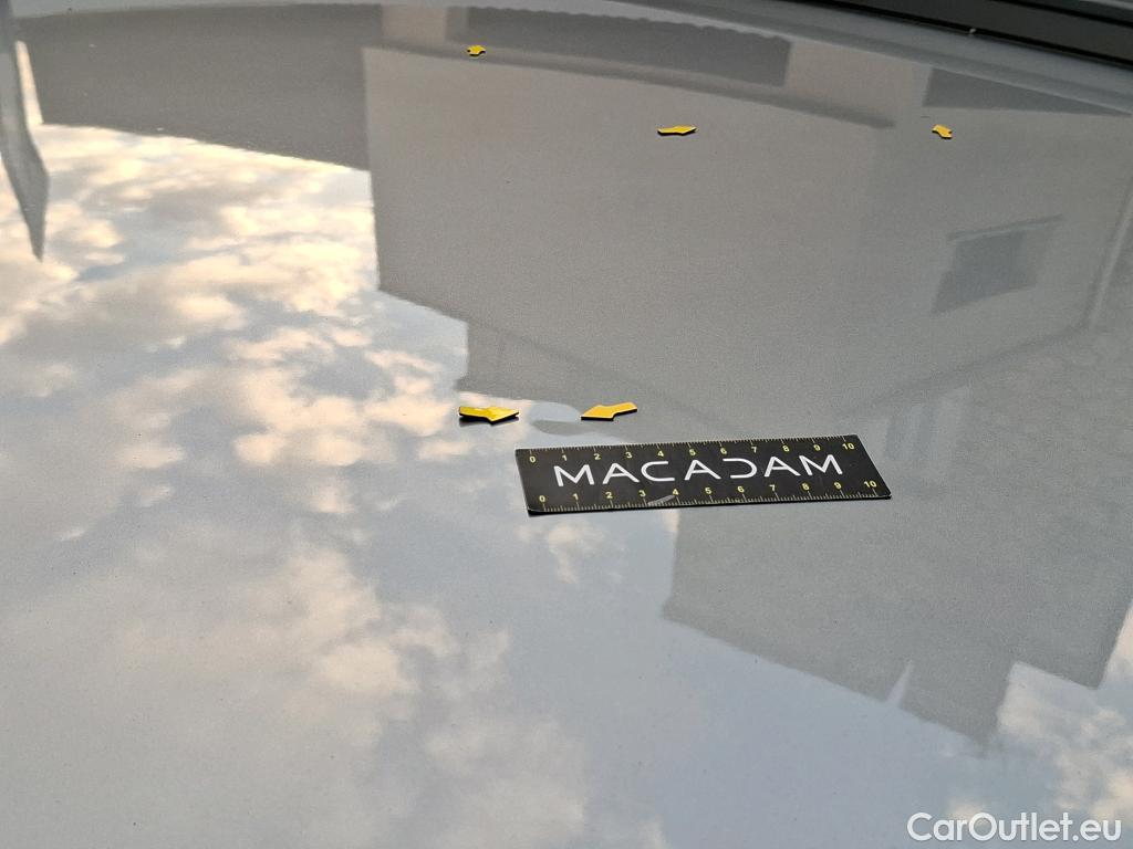  Hyundai  Konna HYUNDAI Kona / 2020 / 5P / SUV BEV 64KWH ELECTRIQUE 204CH INTUITIVE #9