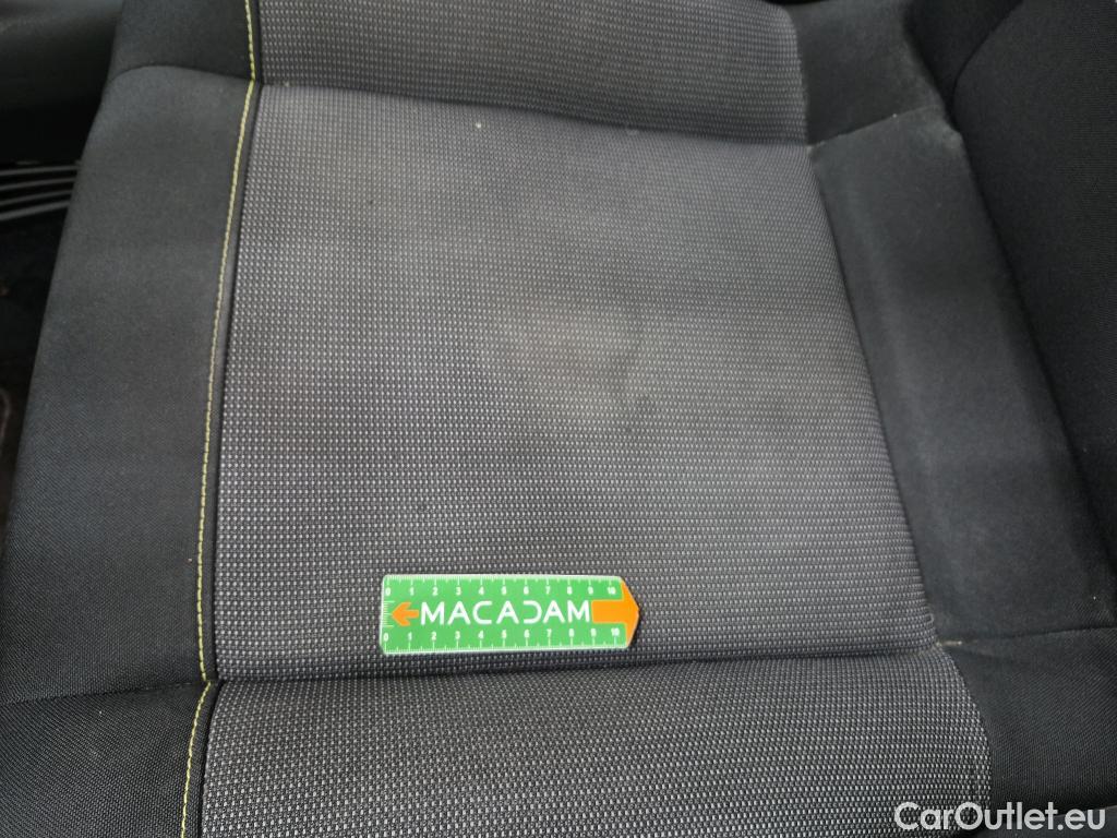  Citroen  C3  Société Feel 1.5 BlueHDI 100CV BVM6 E6d #18