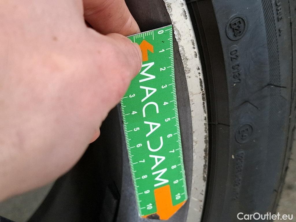  Mercedes  GLA MERCEDES-BENZ Classe  / 2017 / 5P / SUV  180 Fascination BVA7 #22