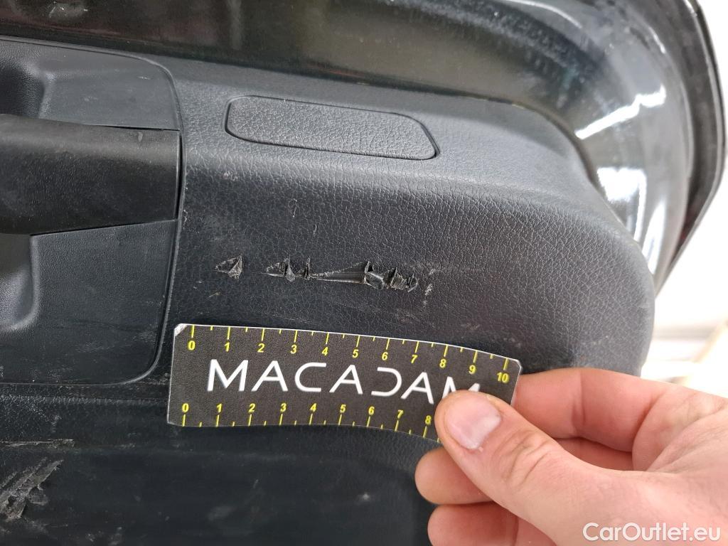  Mercedes  GLB MERCEDES-BENZ  / 2019 / 5P / SUV  200 d AMG Line #4