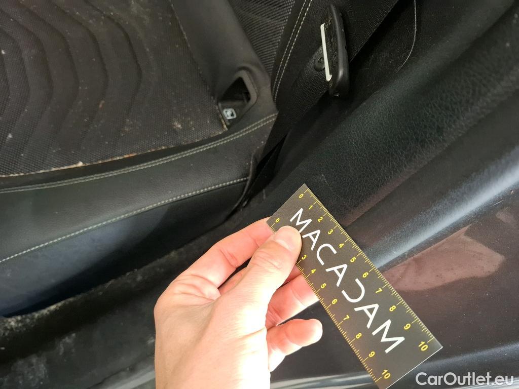  Mercedes  A-Klasse MERCEDES-BENZ Classe A Berline 4p Berline A 200 Business Line 7G-DCT #52