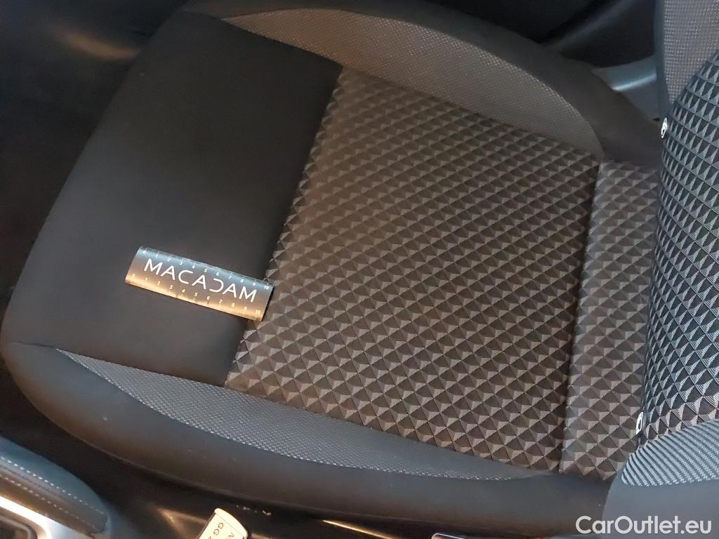  Nissan  Micra NISSAN  / 2016 / 5P / Berline IG-T 92 Business Edition #7