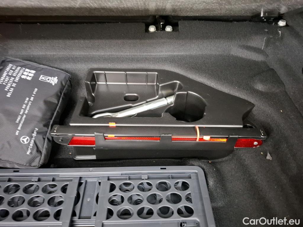  Mercedes  GLA MERCEDES-BENZ Classe  / 2017 / 5P / SUV  180 Fascination BVA7 #35