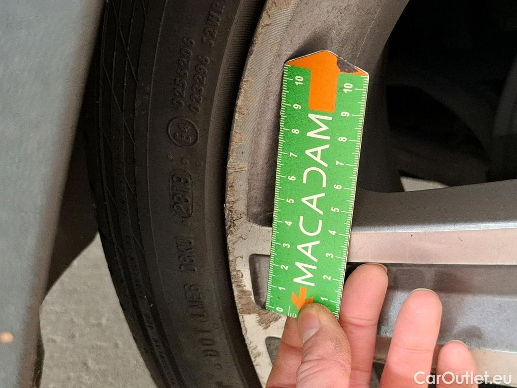  Mercedes  GLA MERCEDES-BENZ Classe  / 2017 / 5P / SUV  180 Fascination BVA7 #29