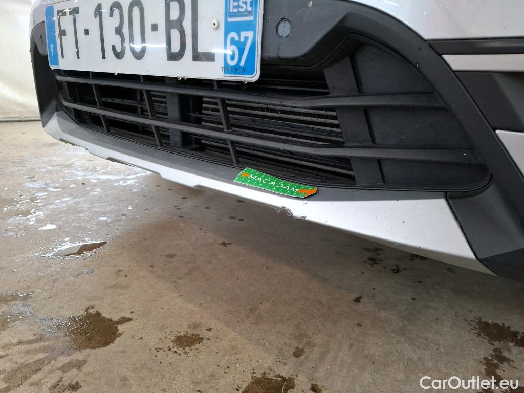  Bmw  X1 BMW  / 2019 / 5P / SUV xDrive18d xLine BVA8 #38