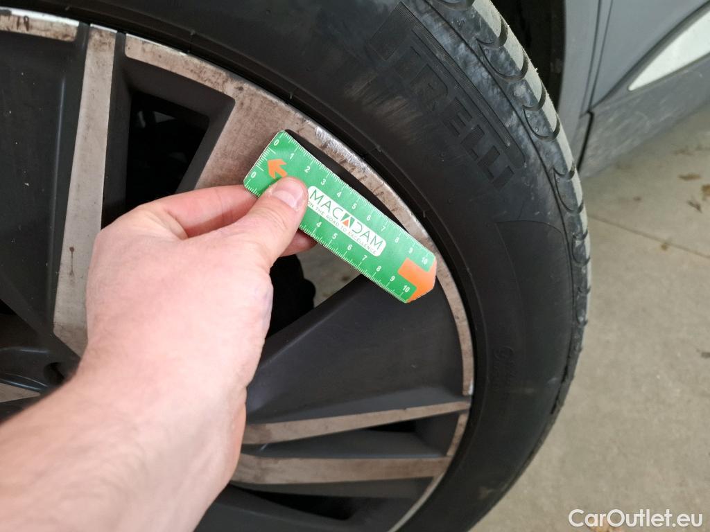  Peugeot  3008 PEUGEOT  / 2020 / 5P / SUV BlueHDi 130 S&S EAT8 GT Pack #11