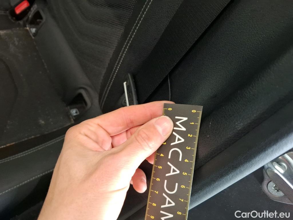  Mercedes  A-Klasse MERCEDES-BENZ Classe A Berline 4p Berline A 200 Business Line 7G-DCT #53