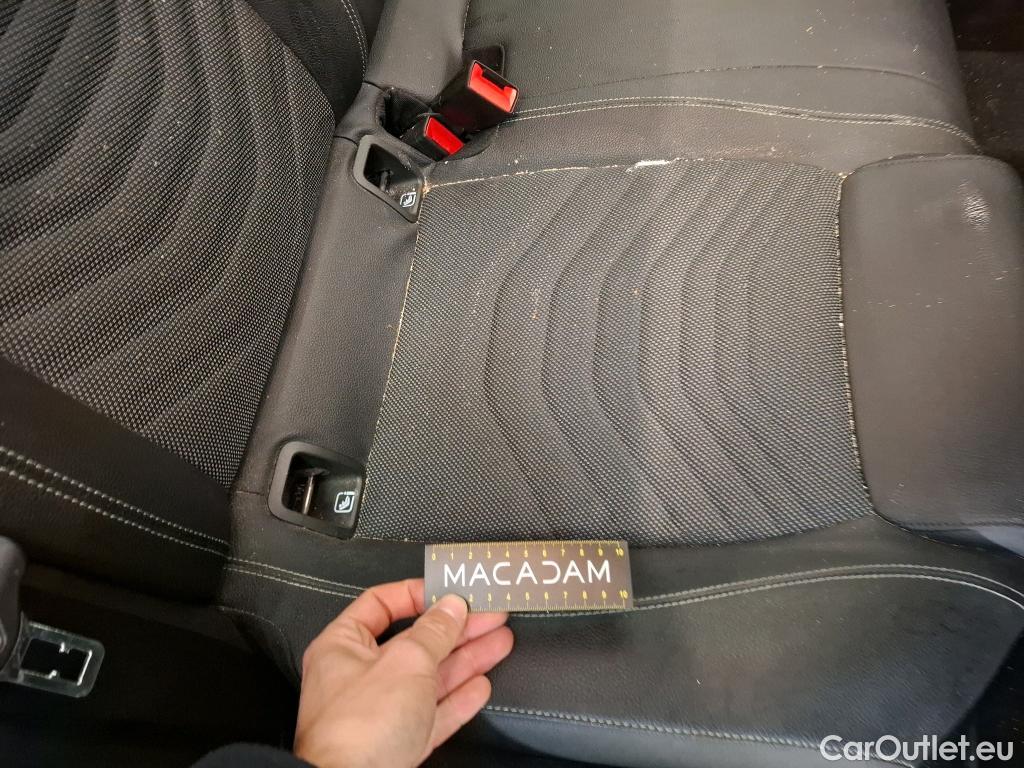  Mercedes  A-Klasse MERCEDES-BENZ Classe A Berline 4p Berline A 200 Business Line 7G-DCT #66