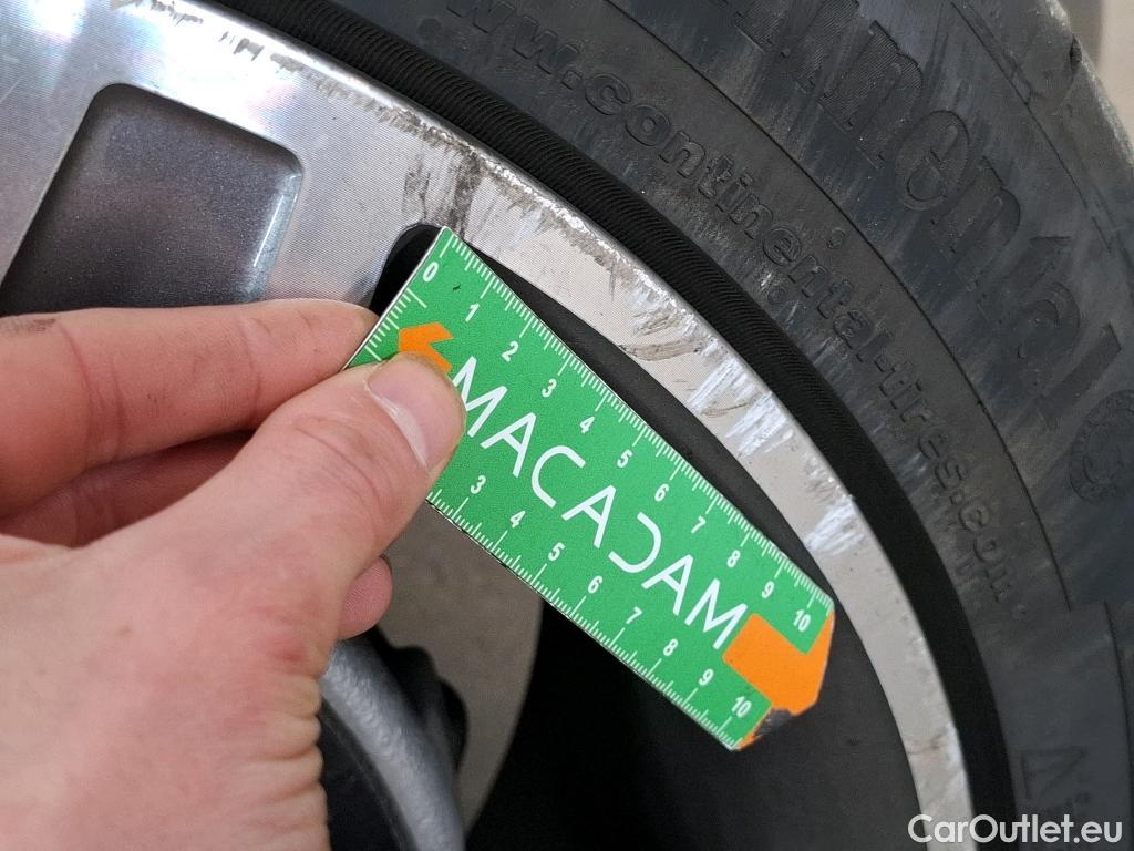  Mercedes  GLA MERCEDES-BENZ Classe  / 2017 / 5P / SUV  180 Fascination BVA7 #26