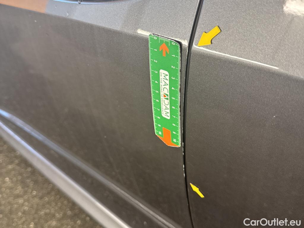  Peugeot  208  Allure 1.2 PureTech 100CV BVA8 E6d #18