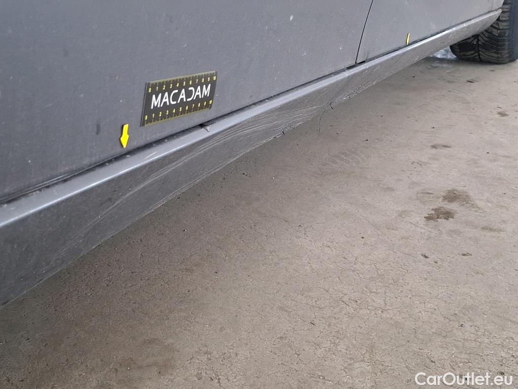  Mercedes  A-Klasse MERCEDES-BENZ Classe A Berline 4p Berline A 200 Business Line 7G-DCT #24