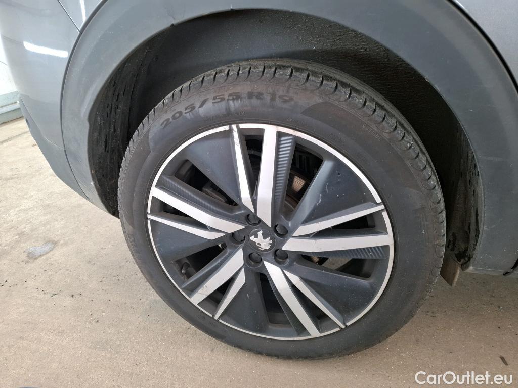  Peugeot  3008 PEUGEOT  / 2020 / 5P / SUV BlueHDi 130 S&S EAT8 GT Pack #14