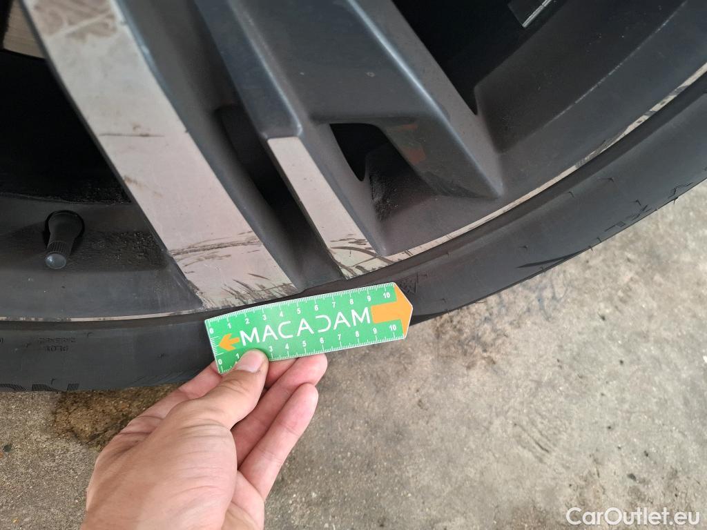  Peugeot  3008  GT Line 1.6 HDi 120CV BVA6 E6 #36