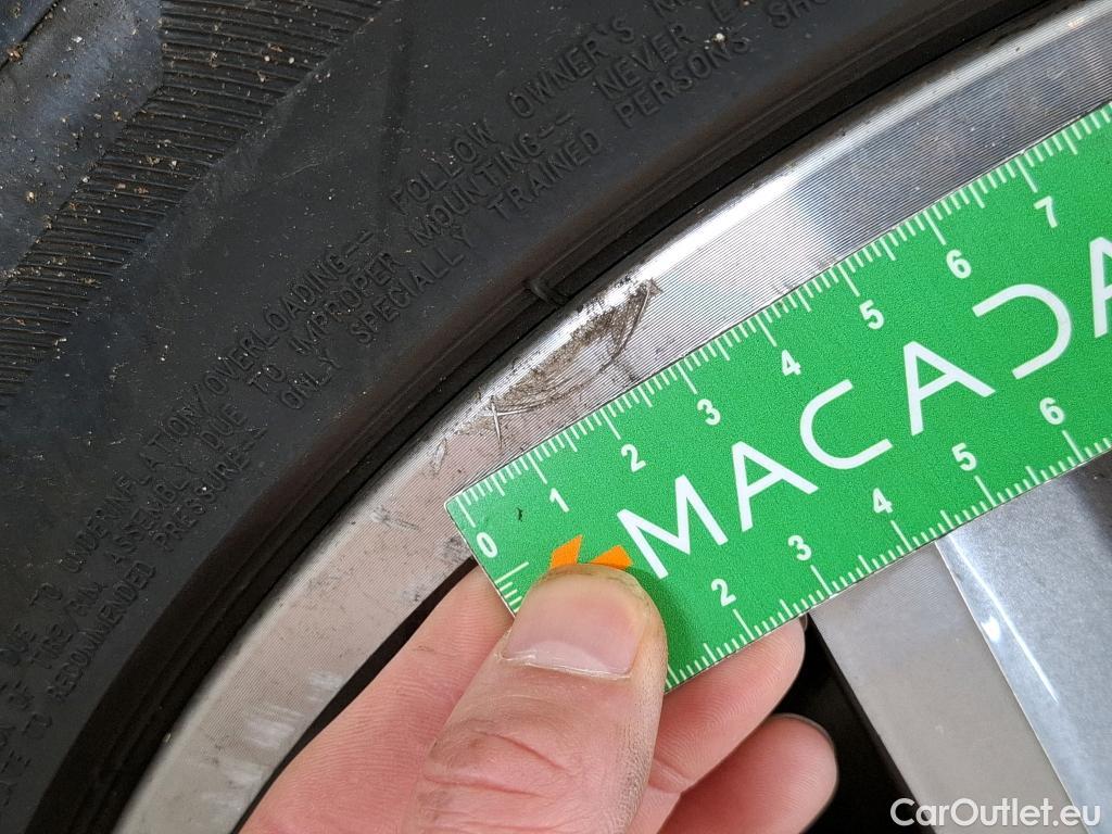  Mercedes  GLA MERCEDES-BENZ Classe  / 2017 / 5P / SUV  180 Fascination BVA7 #10