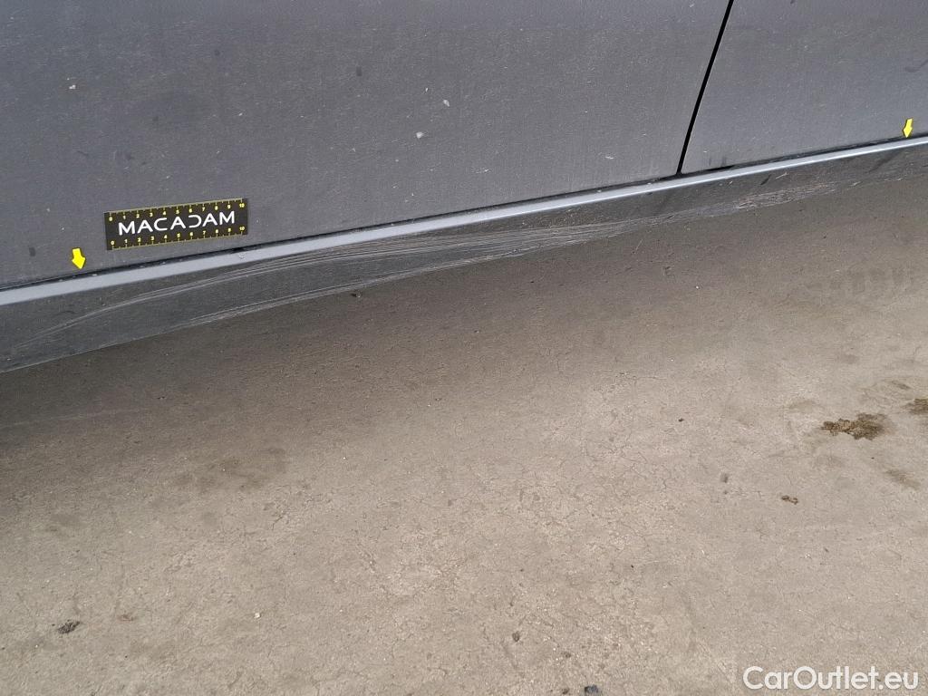  Mercedes  A-Klasse MERCEDES-BENZ Classe A Berline 4p Berline A 200 Business Line 7G-DCT #25