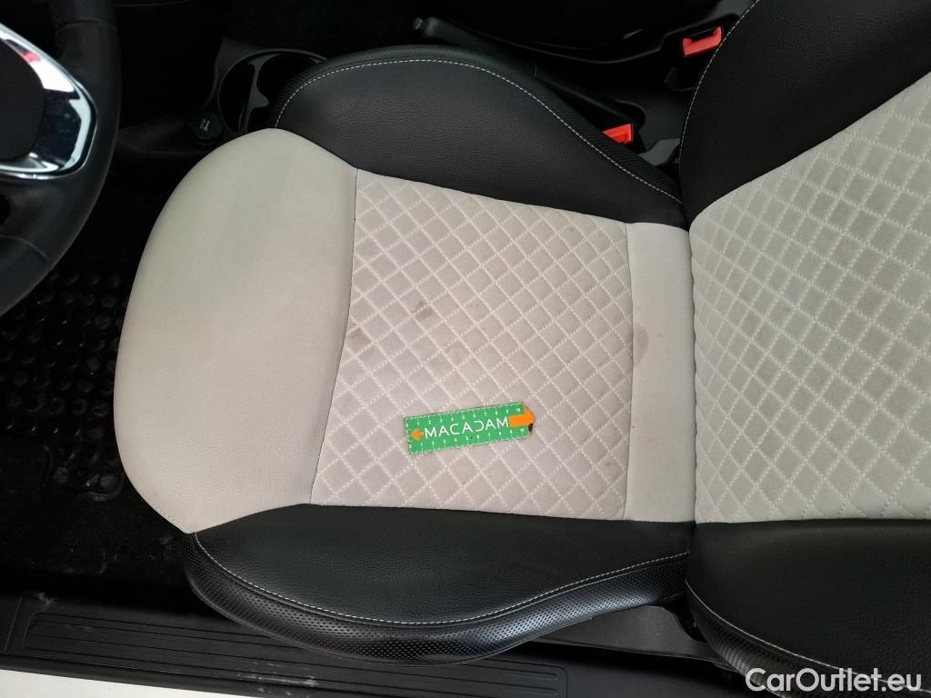  Fiat  500 FIAT  2015 3P Berline Hybrid 10 BSG 70 ch Dolcevita #8