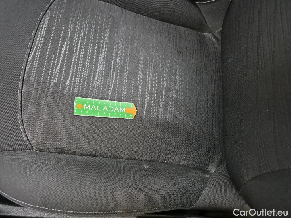  Peugeot  208  Affaire Premium Pack 1.5 HDi 100CV BVM5 E6dT #1