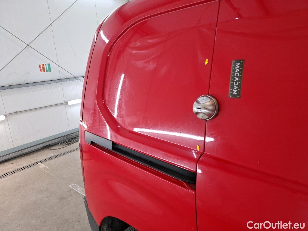  Citroen  Berlingo  Fourgon Driver M 650 1.2 PureTech 130CV BVA8 E6d #1