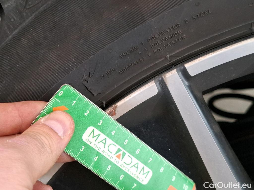  Peugeot  3008 PEUGEOT  / 2020 / 5P / SUV BlueHDi 130 S&S EAT8 GT Pack #7