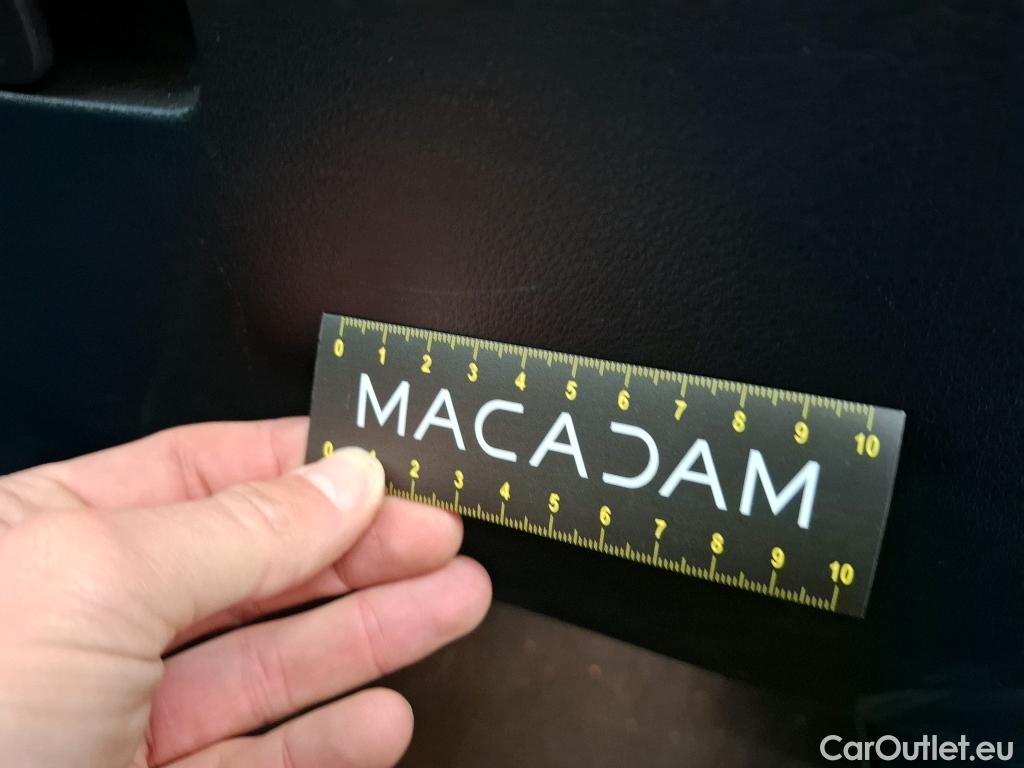  Mercedes  A-Klasse MERCEDES-BENZ Classe A Berline 4p Berline A 200 Business Line 7G-DCT #46