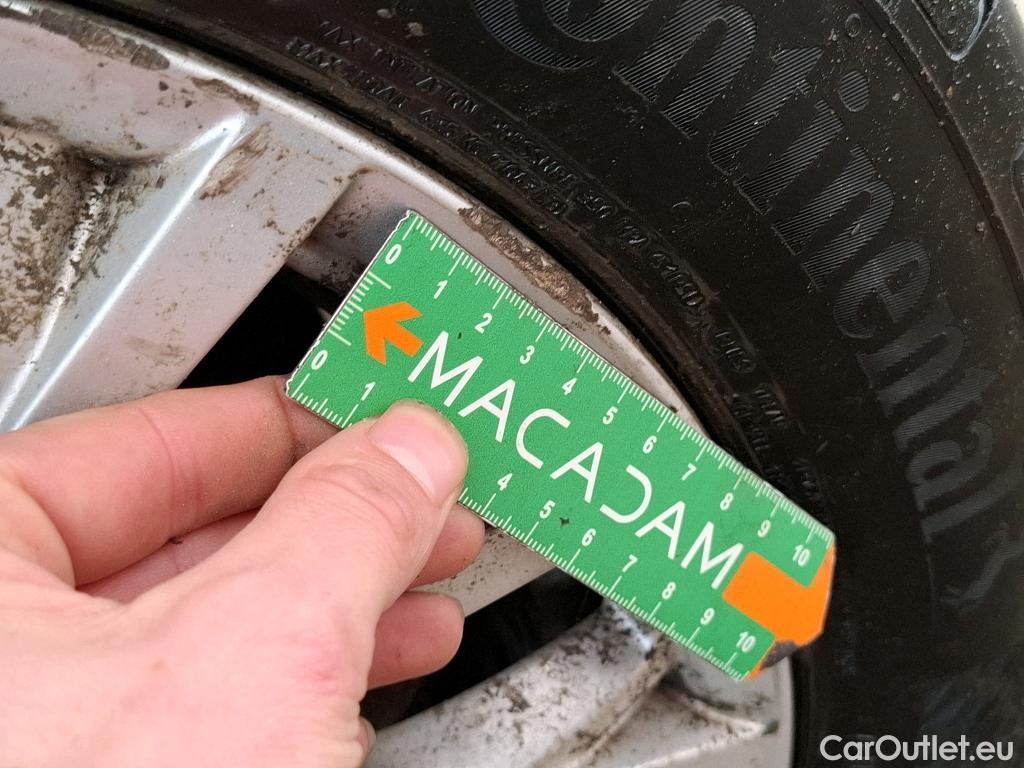  Fiat  500 FIAT  2015 3P Berline Hybrid 10 BSG 70 ch Dolcevita #3