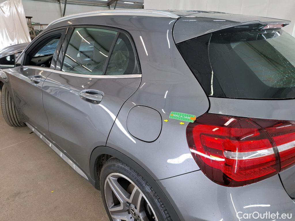  Mercedes  GLA MERCEDES-BENZ Classe  / 2017 / 5P / SUV  180 Fascination BVA7 #33