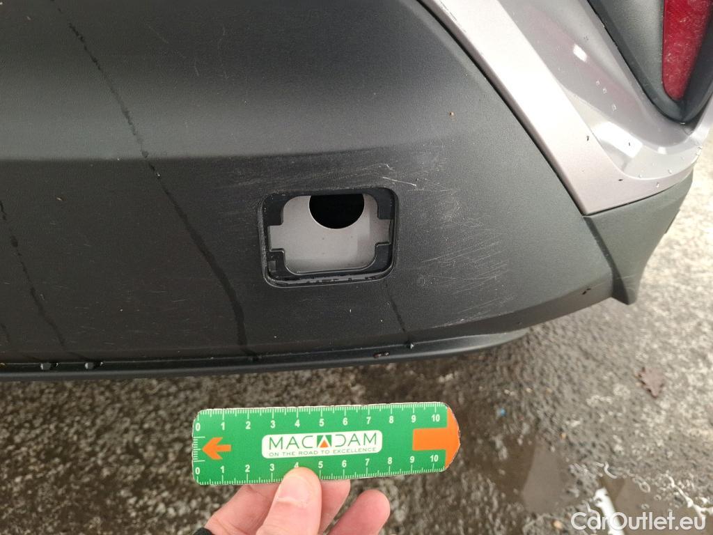  Toyota  C-HR TOYOTA  5p SUV 1.8 HYBRIDE 122 GRAPHIC #35