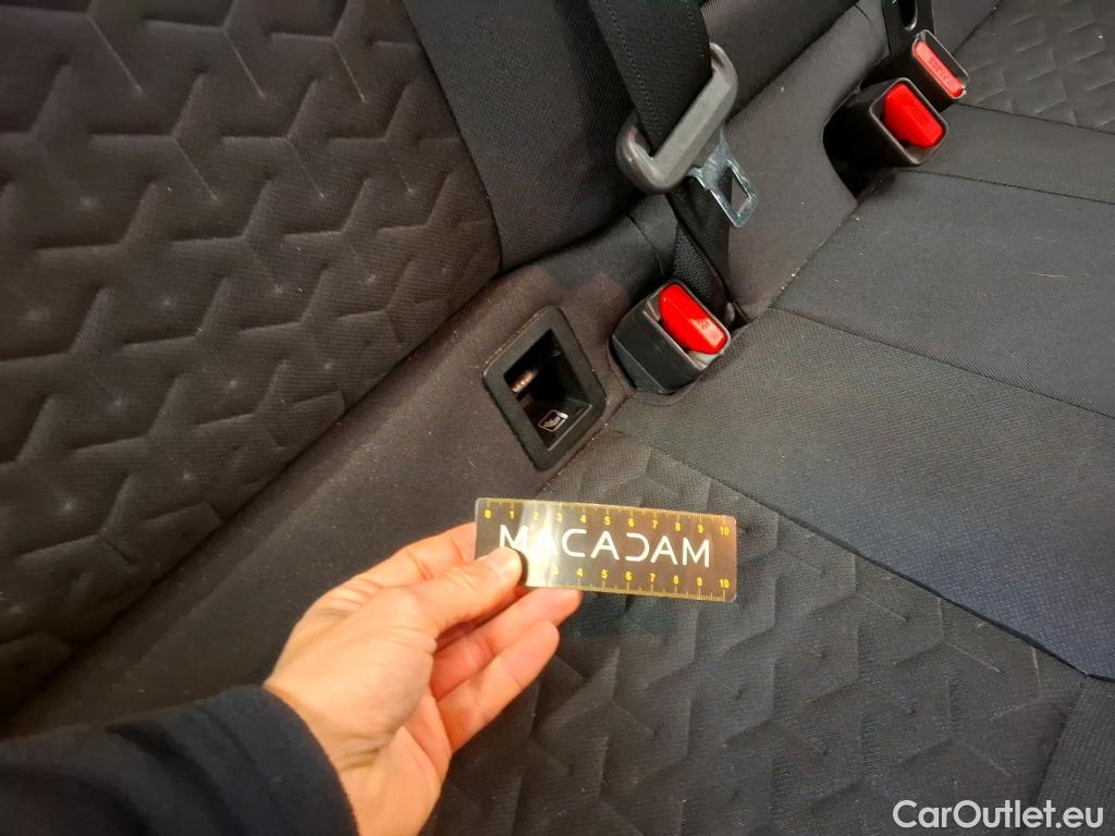  Toyota  Corolla TOYOTA  / 2018 / 5P / Berline Hybride 122h Dynamic Business Beyond Zer #21