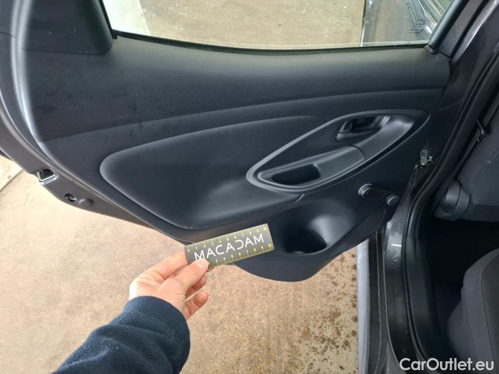  Toyota  Yaris TOYOTA  Hybride / 2019 / 5P / Berline Hybride 116h France Business Stage Acad #6