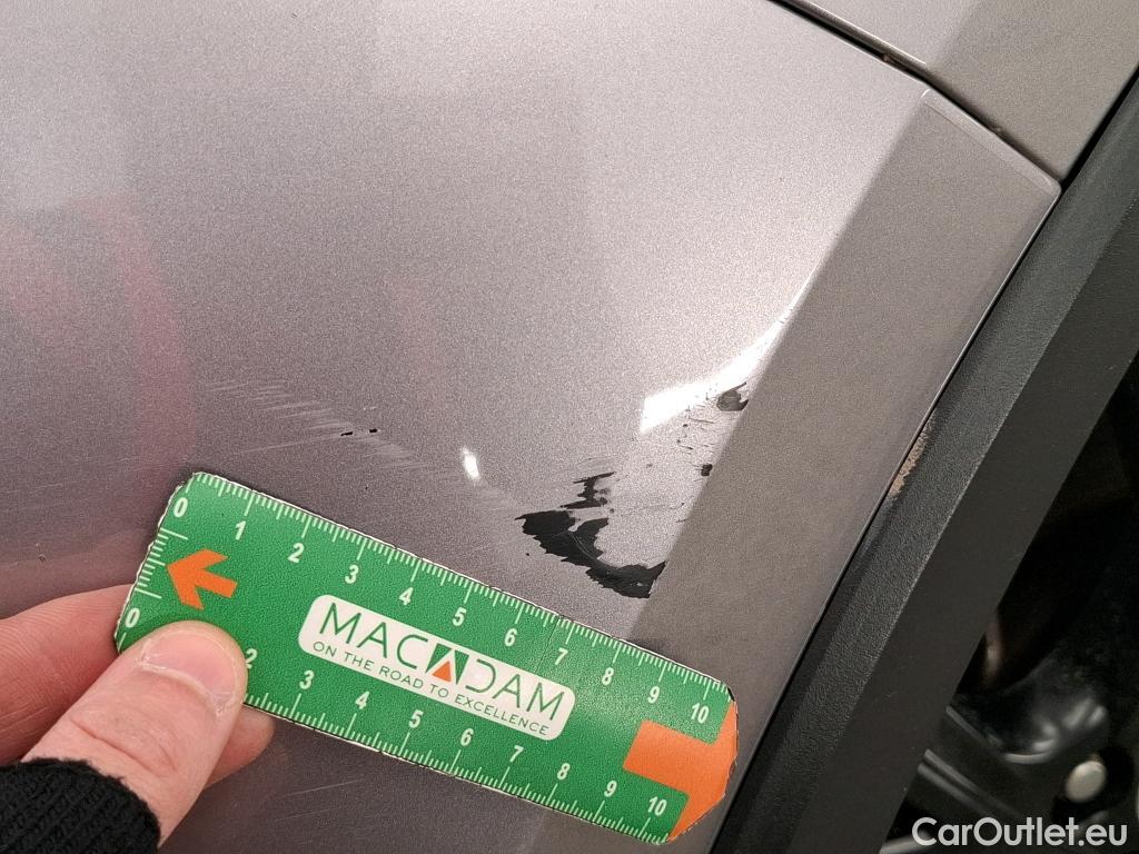  Toyota  C-HR TOYOTA  5p SUV 1.8 HYBRIDE 122 GRAPHIC #14