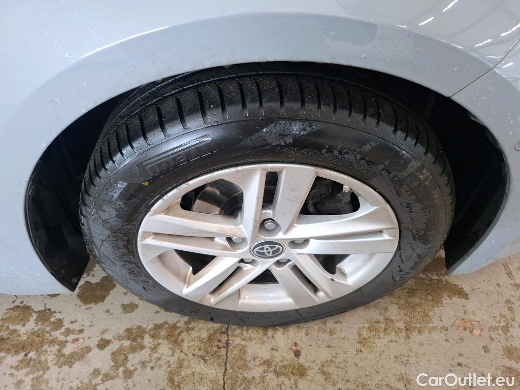  Toyota  Corolla TOYOTA  / 2018 / 5P / Berline Hybride 122h Dynamic Business Beyond Zer #24