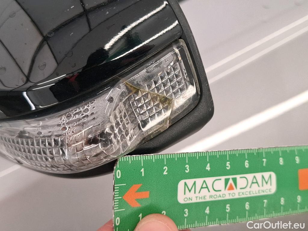  Toyota  C-HR TOYOTA  5p SUV 1.8 HYBRIDE 122 GRAPHIC #28