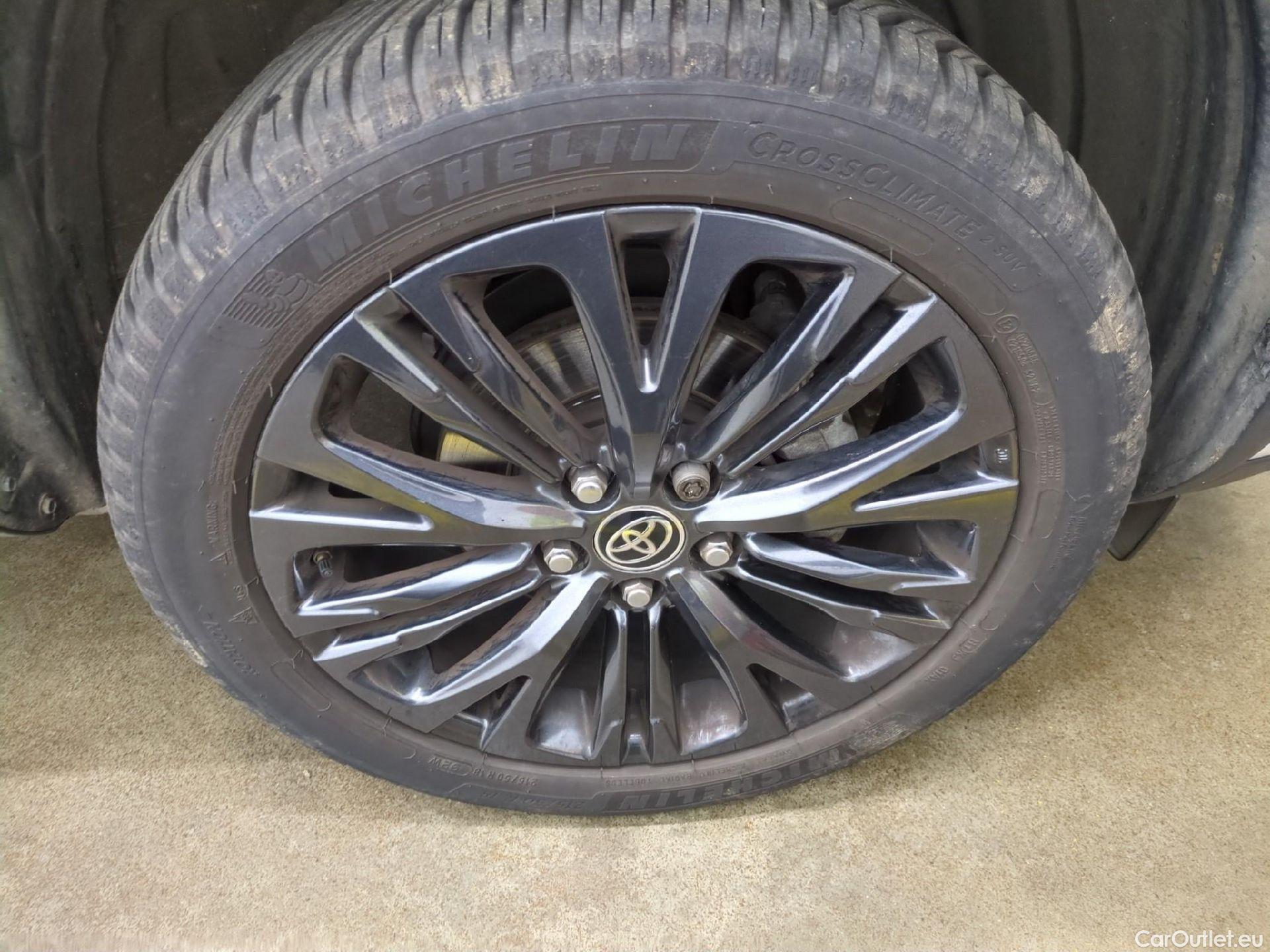  Toyota  Yaris Cross TOYOTA  Hybride / 2021 / 5P / SUV 1.5 HYBRID 116H TRAIL AUTO #4