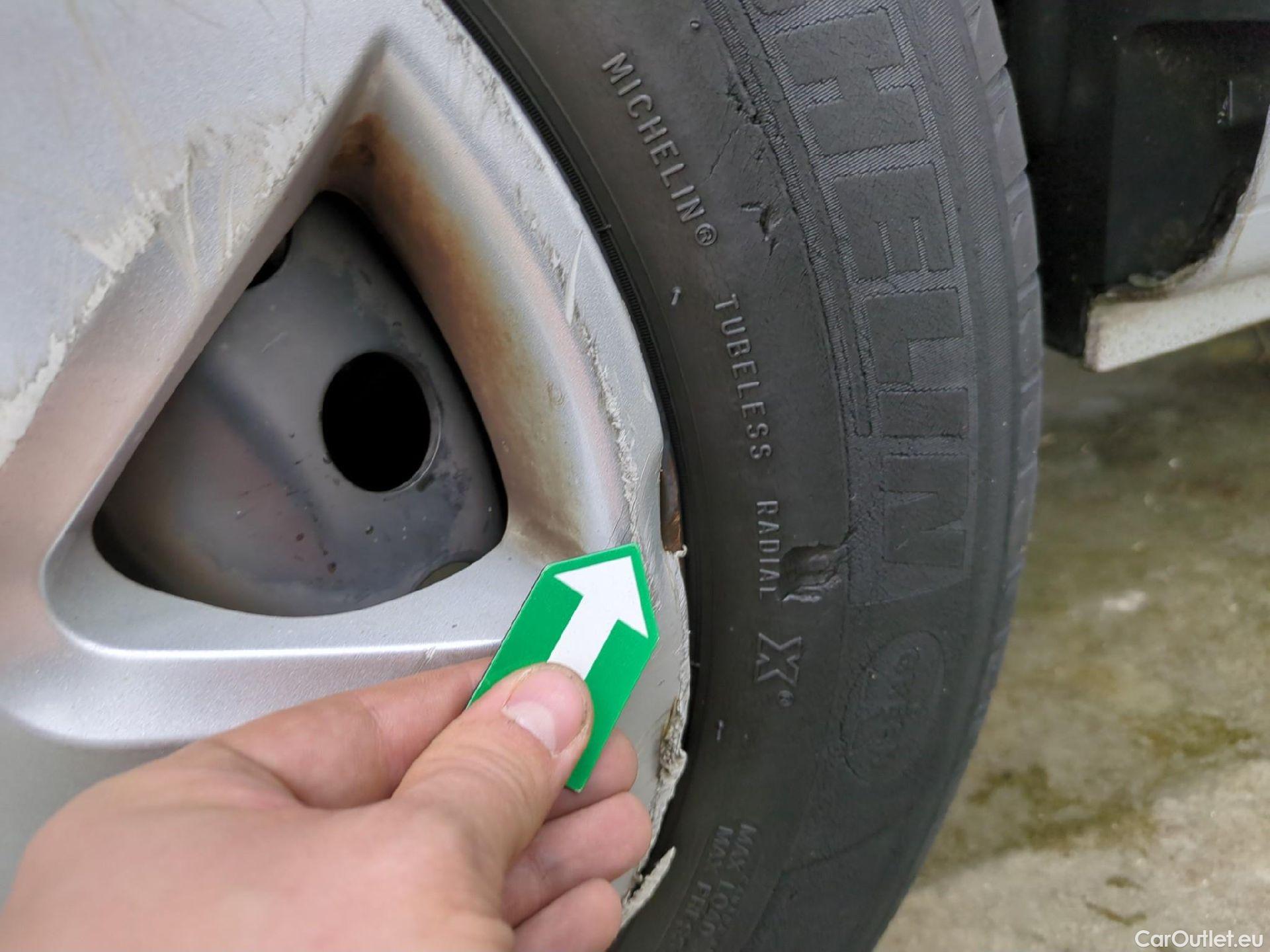  Renault  Kangoo RENAULT  Express / 2013 / 4P / Fourgonnette Extra R-Link dCi 75 #23