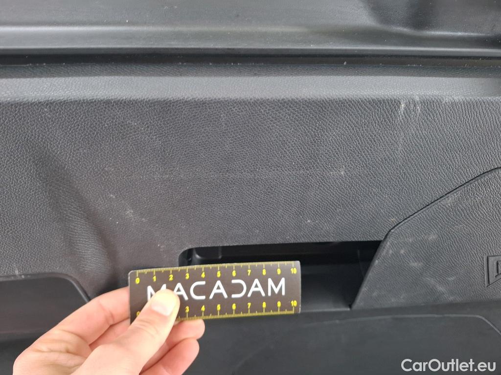  Peugeot  5008  GT 1.2 PureTech 130CV BVA8 7 Sieges E6d #17