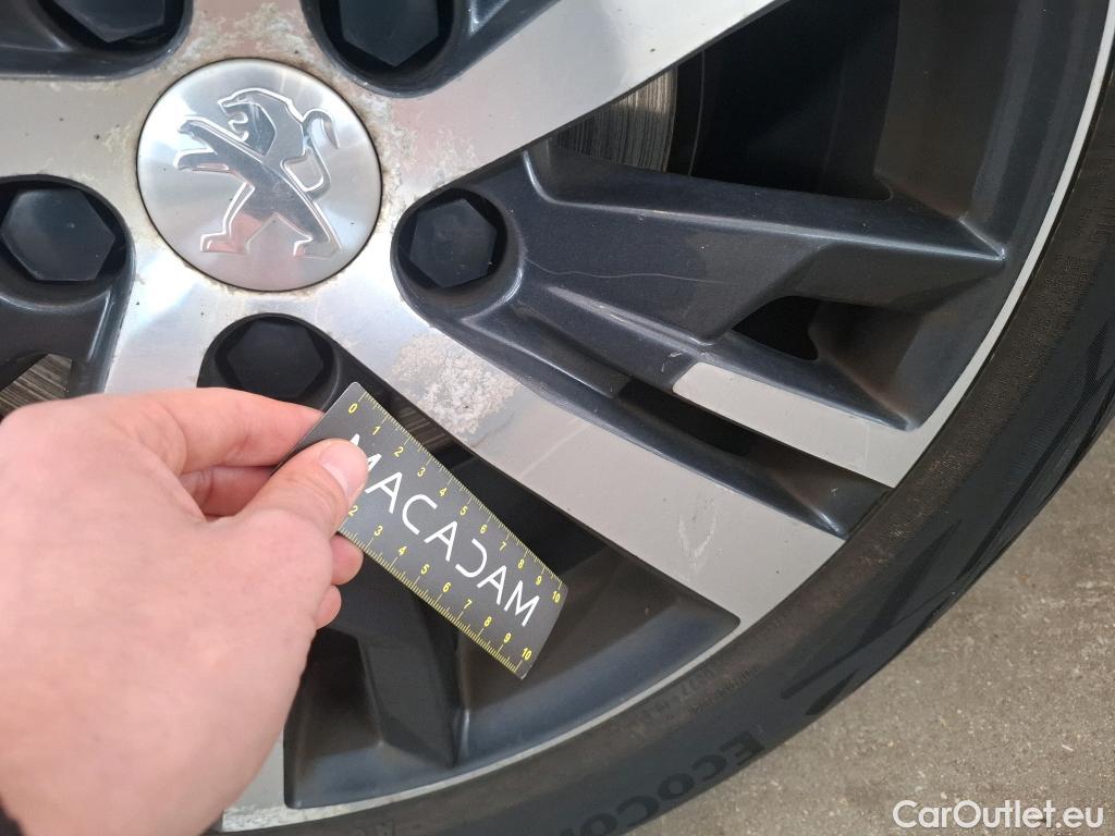  Peugeot  3008  Allure Business 1.5 HDi 130CV BVA8 E6dT #33